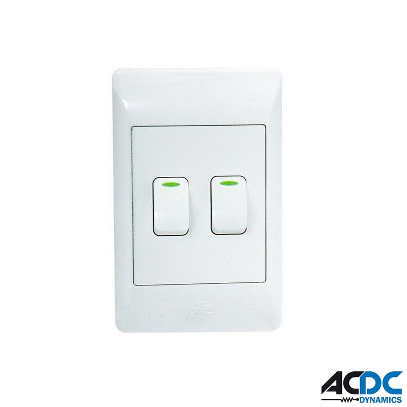 2-Lever 1-Way Switch 2x4 C/W White Cover PlatePower & Electrical SuppliesAC/DC